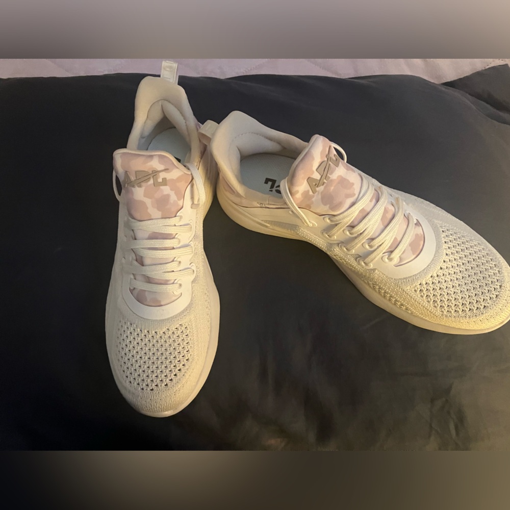 APL TECHLOOM TRACER WOMENS